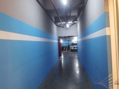 -白玉兰广场停车场