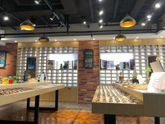 -A380视光·蔡司眼镜店(锦艺城店)