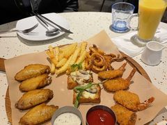 -必胜客(WOW中心城店)