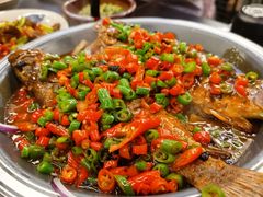 招牌臭鳜鱼-潇湘阁(三里屯SOHO店)
