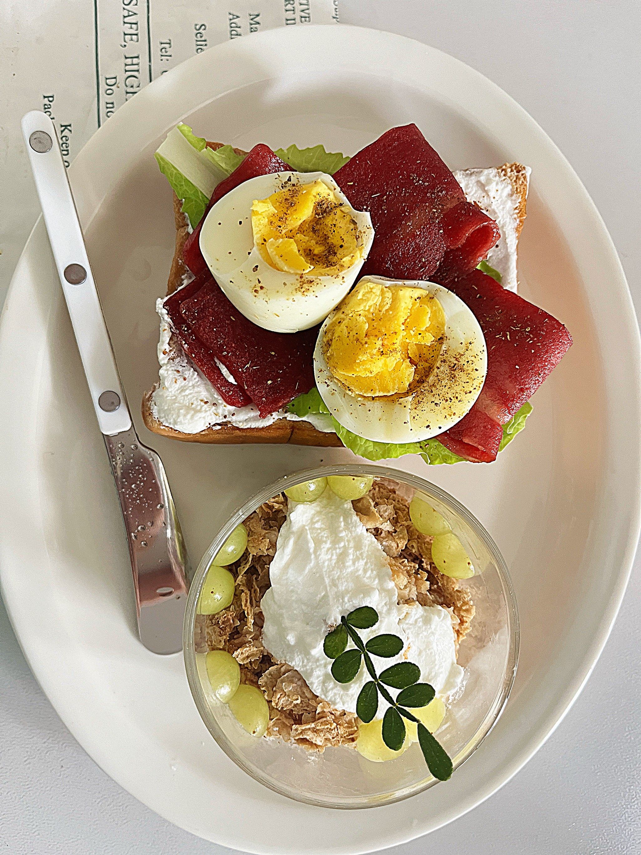 一人食日记|开放式三明治77酸奶碗