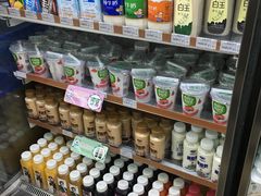 -全家便利店(东直门店)