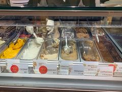 -VENCHI 闻绮(上海佛罗伦萨小镇店)