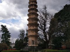 -三塔倒影公园
