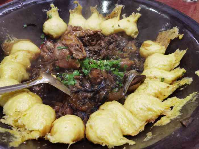 俊家铁锅炖鱼-"来庄河出差,住在丽源宾馆,在附近找了一家.