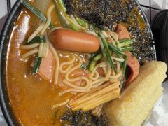 -肥汁米蘭香港米线(长宁来福士店)