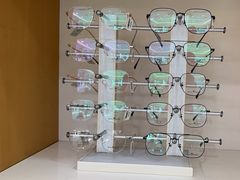 -光明眼镜·蔡司授权(九亭U天地店)