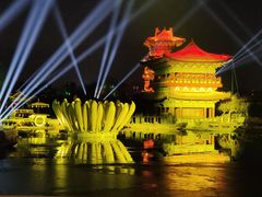 -清明上河园