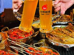 -何师烧烤Pro ·小龙虾·江湖川菜·精酿啤酒(太古里旗舰店)