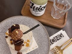 -玲婧胡同·生日蛋糕·餐厅(嘉里城店)