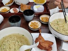 -百年老字号·观振兴蟹黄面·三虾面·苏式面(观前街富仁坊巷店)