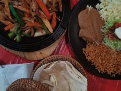 -Pistolera Mexican Cantina女枪手墨西哥餐厅(碧云路店)