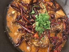 辣跳跳牛蛙-马头巷·食景园(苏州总店)