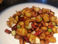 宫保鸡丁-三俞竹苑(红旗街万达店)