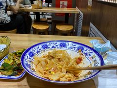 -陕味食族油泼面·小炒盖码面(双榆树店)