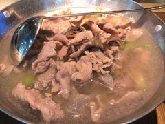 -肖四女乐山跷脚牛肉(南汇大学城生活广场店)