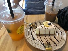 -灯塔咖啡馆BOOK·Coffee Shop