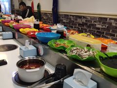 自助取餐区-美味自助旋转小火锅(天生路店)