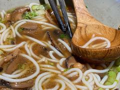 -百春原湖南牛肉粉(百联世纪店)