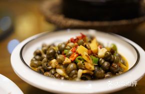 Stir-fried Snails