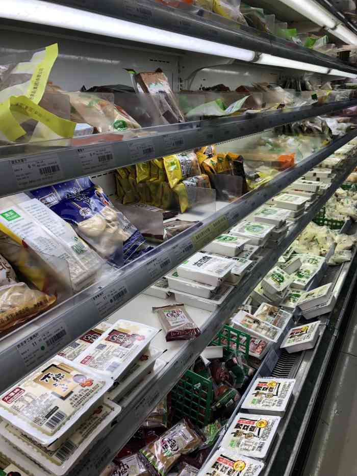 清美鲜食(梅岭南路店)-"清美旗下的超市,种类非常丰富,主打豆制品.
