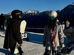 -丝绸之路山地度假区滑雪场