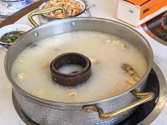 -朴小妹人参鸡汤火锅(长白山万达店)