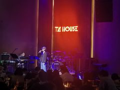 -TZ House音乐现场(来福士中心店)