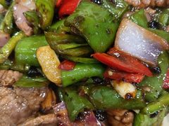 尖椒炒牛肉-华信美食