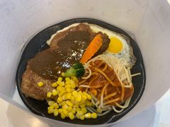 -汤姆家的牛排意面披萨(融创茂店)