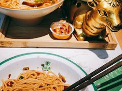 -百春原湖南牛肉粉(百联世纪店)