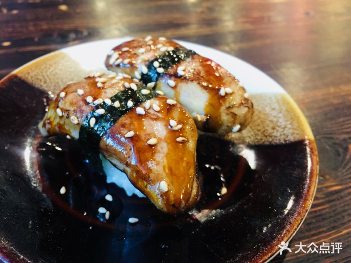 芒果鹅肝手握(2枚)