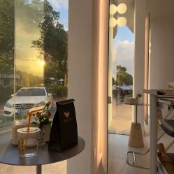 -JIE FLYING·烫发·染发