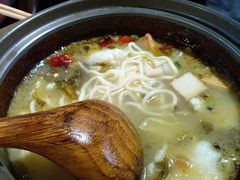 -周鱼小馆石锅酸菜鱼(活力汇店)