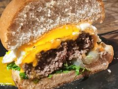 -HIGH FIVE哈福手工汉堡(桂林路店)