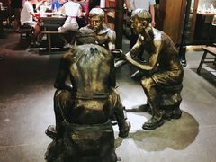 -红九格老火锅(三峡广场店)
