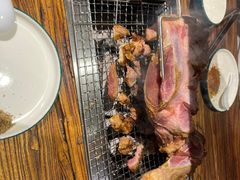 招牌烤羊腿-柿子树炭烤羊腿(金台路店)