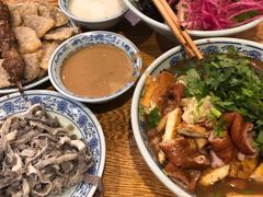 -门框胡同百年卤煮(新街口店)