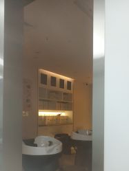 -首脑美发沙龙