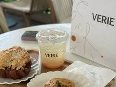 -VERIE BAKEHOUSE