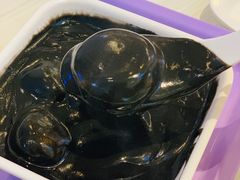 生磨芝麻糊汤丸(热)-满记甜品(万象城店)