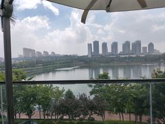 -酤居湖景音乐餐吧(安宁店)