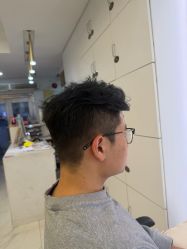 -镁连社·美联社