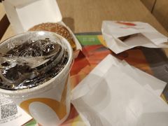 -麦当劳(展览路店)