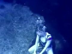 -多彩贵州城极地海洋世界