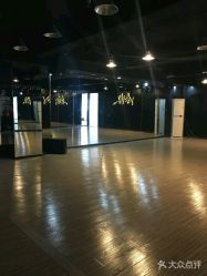 -YASAKI国际舞蹈中心