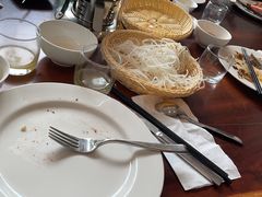 -昆山琶拉帝诗酒店·河畔咖啡厅Riverside Cafe