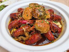 -肥肥虾庄·金牌油焖大虾(东湖欢乐谷店)