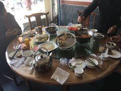 -临街徽菜馆·正宗黄山味