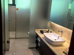 -三亚亚龙湾五号度假别墅酒店